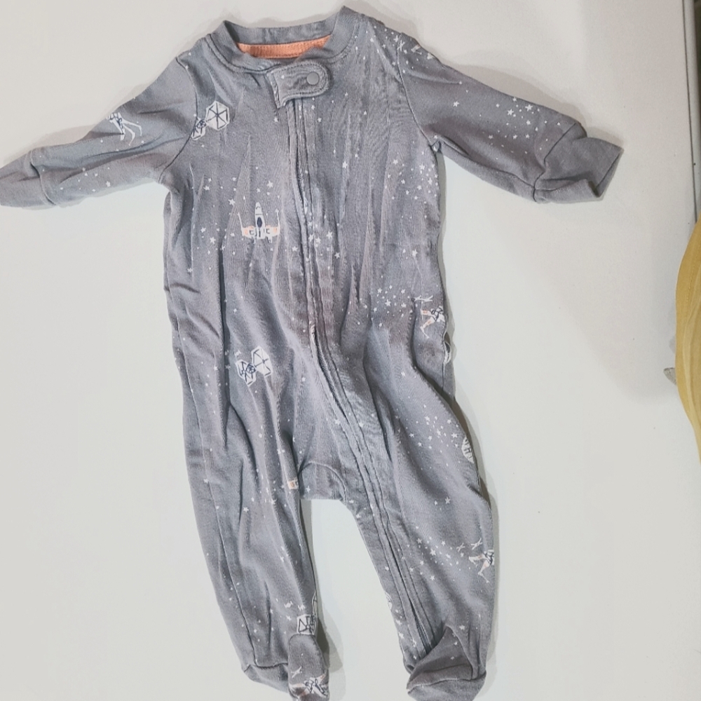 Baby Gap x Star Wars Footed Sleeper 0-3 months